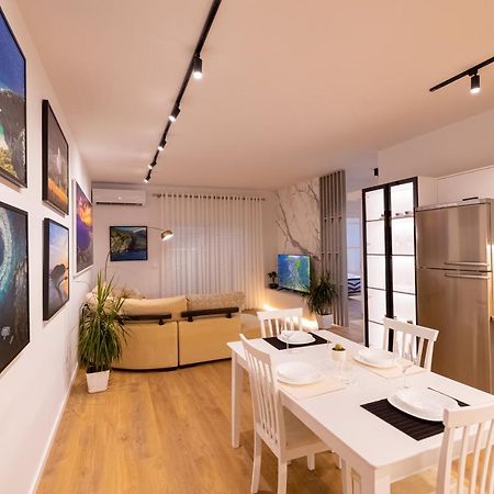 Victoria Lungomare Apartment Vlore Luaran gambar