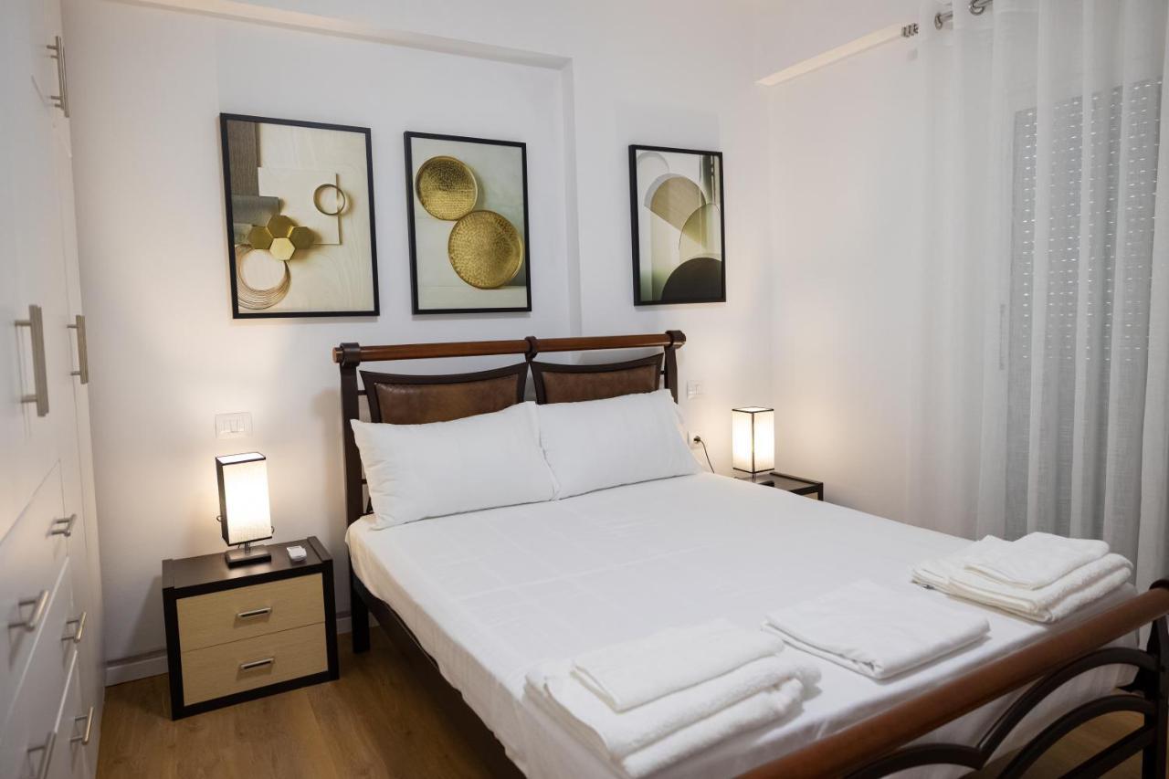 Victoria Lungomare Apartment Vlore Luaran gambar