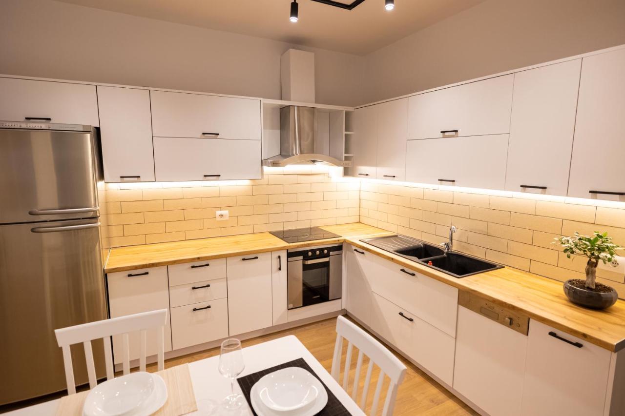 Victoria Lungomare Apartment Vlore Luaran gambar