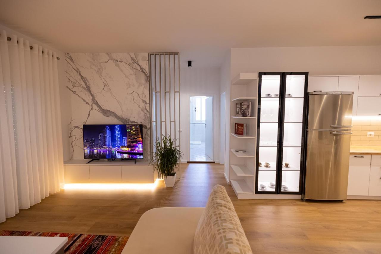 Victoria Lungomare Apartment Vlore Luaran gambar