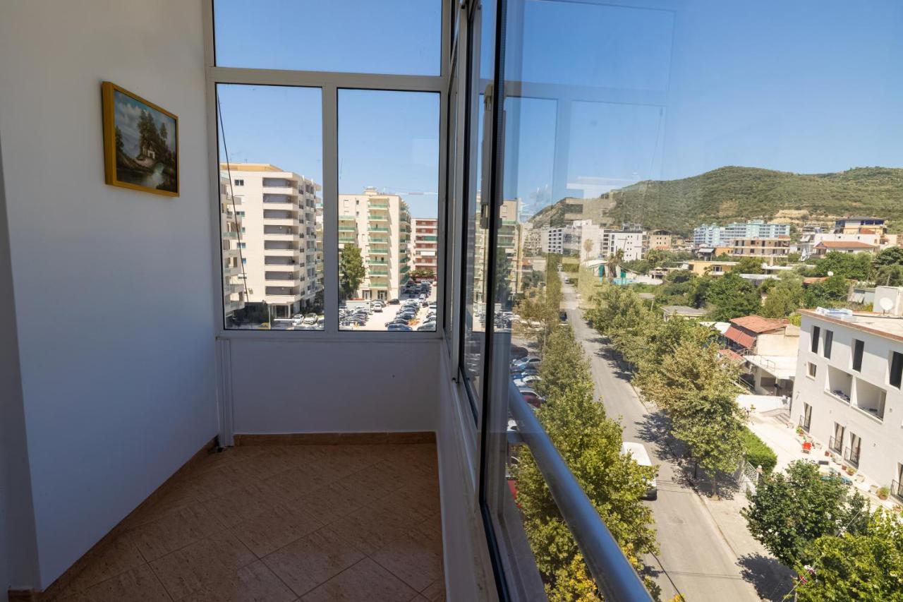 Victoria Lungomare Apartment Vlore Luaran gambar