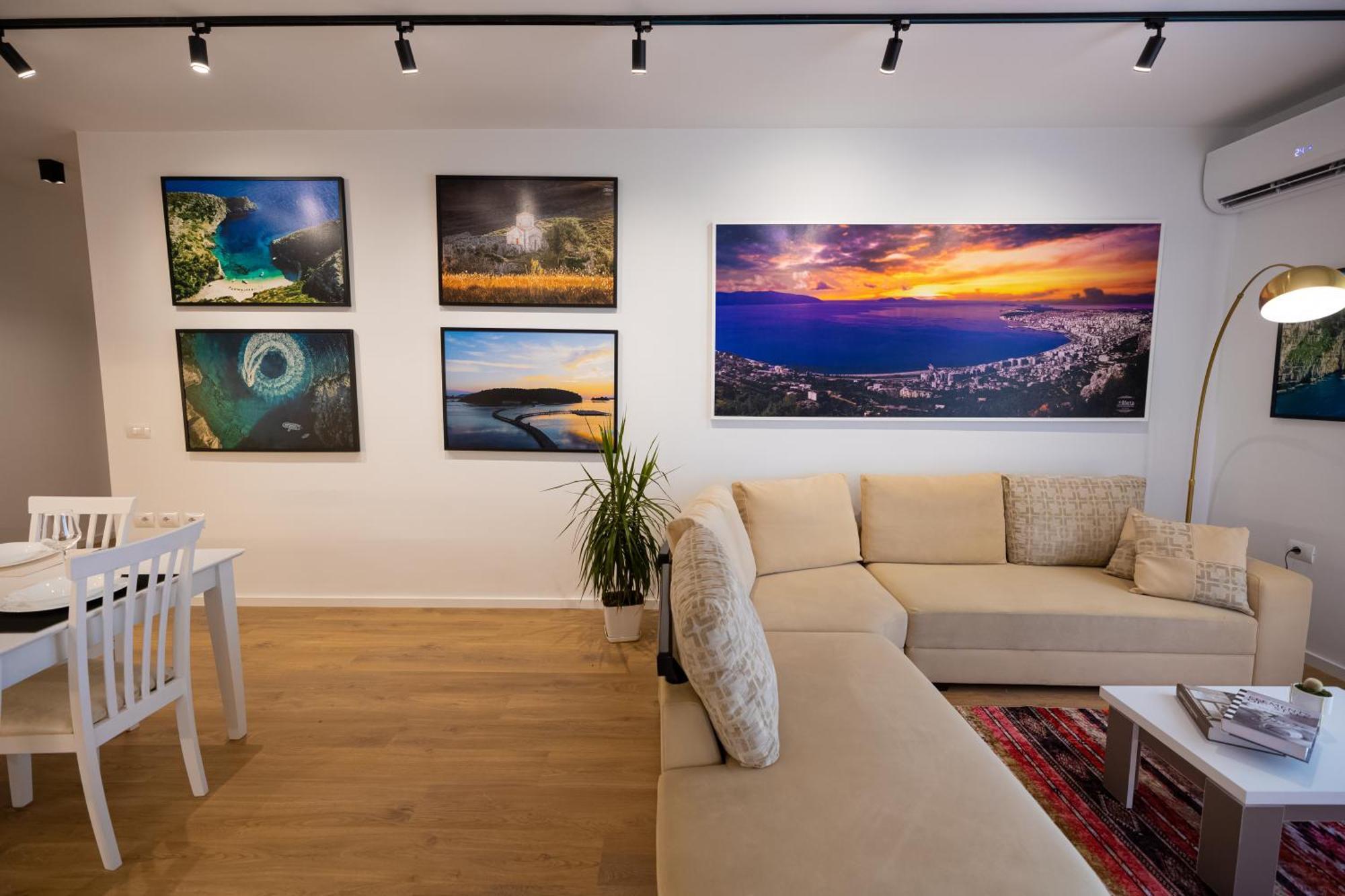 Victoria Lungomare Apartment Vlore Luaran gambar